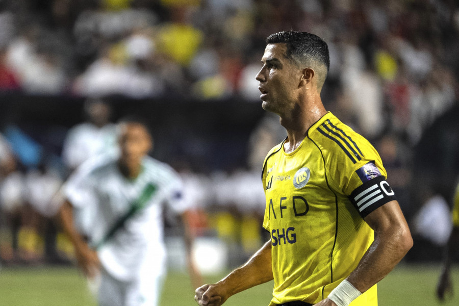 KRISTIJANO RONALDO PONOVO ISPISAO ISTORIJU: Legendarni fudbaler oborio još jedan nestvaran rekord! (VIDEO)