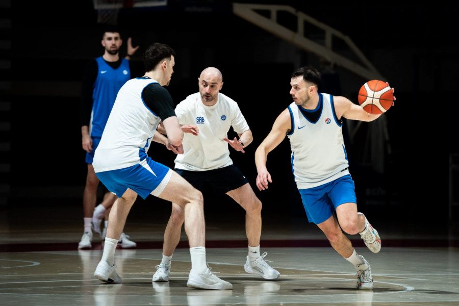 „NARAVNO DA POBEĐUJE SRBIJA, KAKVO JE TO PITANJE?“ Pionir ključa pred Atamana i Turke - evo šta kažu navijači! (VIDEO)