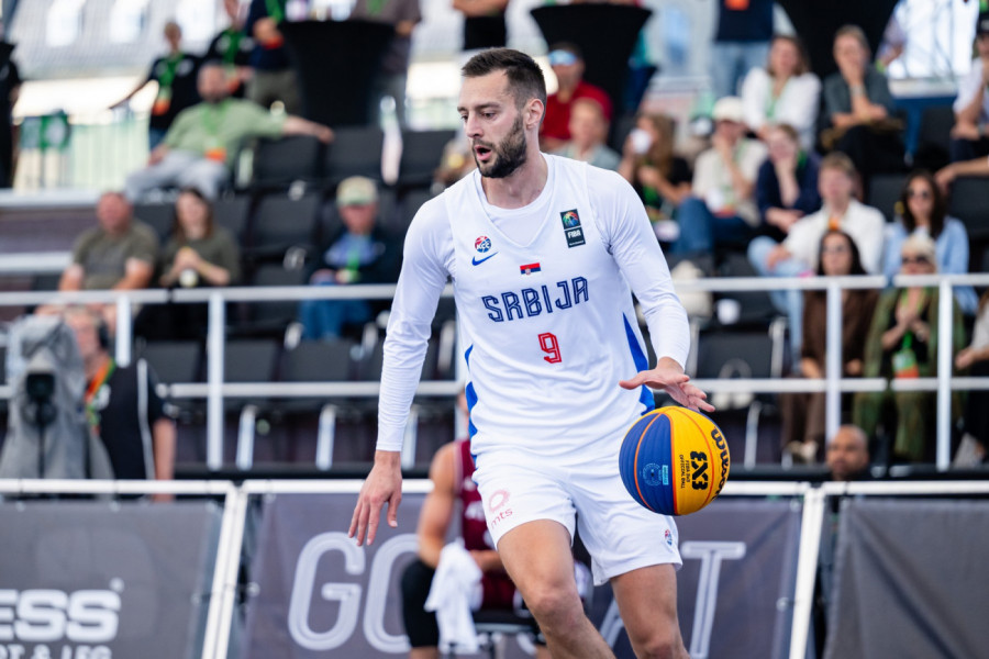 SRBIJA BEZ MEDALJE: Basketaši poraženi u borbi za bronzu