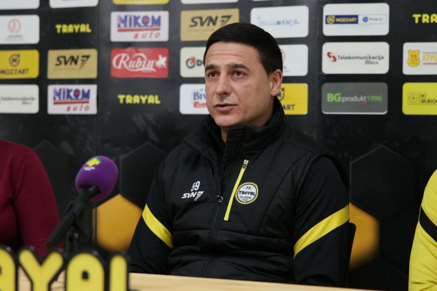 DIREKTNO NA ARENI SPORT: Miladinović debituje na klupi Trajala u bitnom meču protiv Tekstilca!