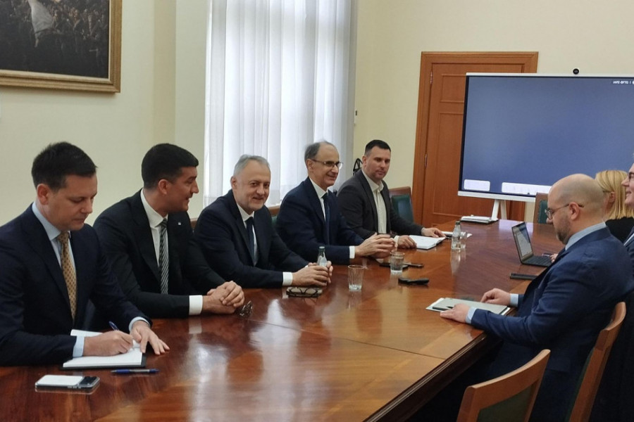 VAŽAN SASTANAK: Predsednik Vlade Republike Srbije Đuro Macut i ministar sporta Zoran Gajić sastali se s Dejanom Tomaševićem  i Milicom Vukašinović Vesić!
