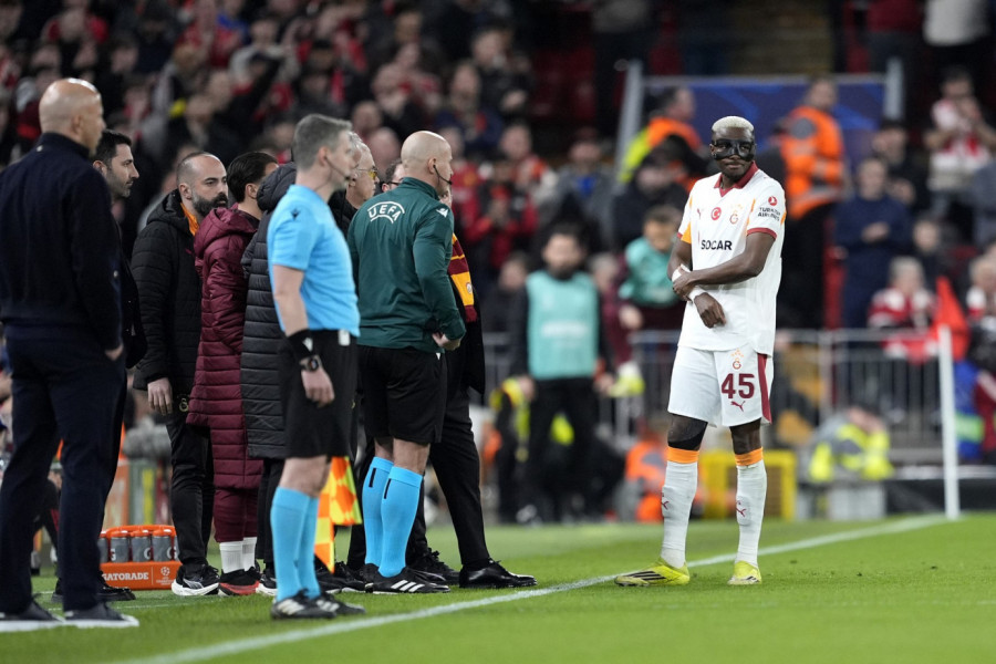 OGLASIO SE GALATASARAJ: Viktor Osimen uspešno operisan!