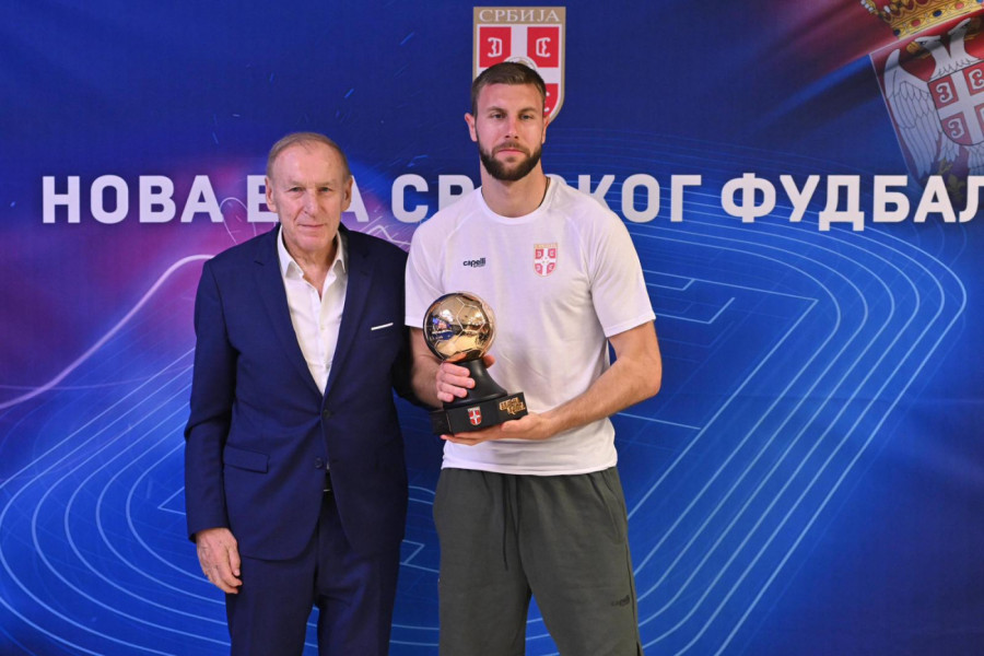 PAVLOVIĆ NAKON OSVAJANJA ZLATNE LOPTE: Pomenuo meč u Lisabonu i nedavni gol Torinu!
