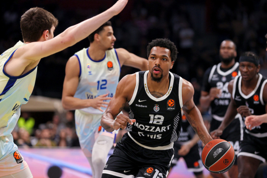 PRVE REČI HEROJA BRAUNA: Sterling nahvalio ceo tim Partizana