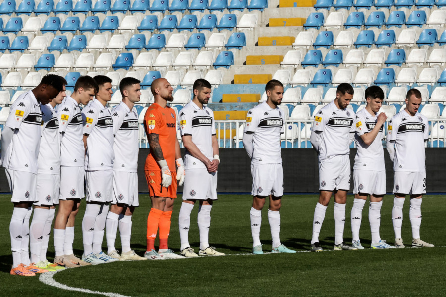 PARTIZAN VERUJE IGRAČIMA: Novi ugovori za dvojicu fudbalera!