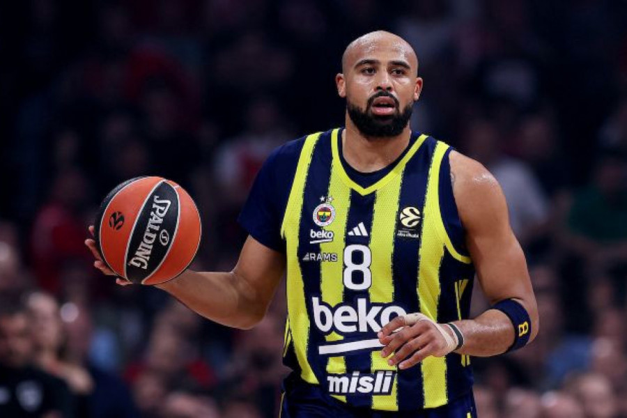 FENERBAHČE PREGAZIO EFES: Horton-Taker spakovao trojke i ugasio krizu!
