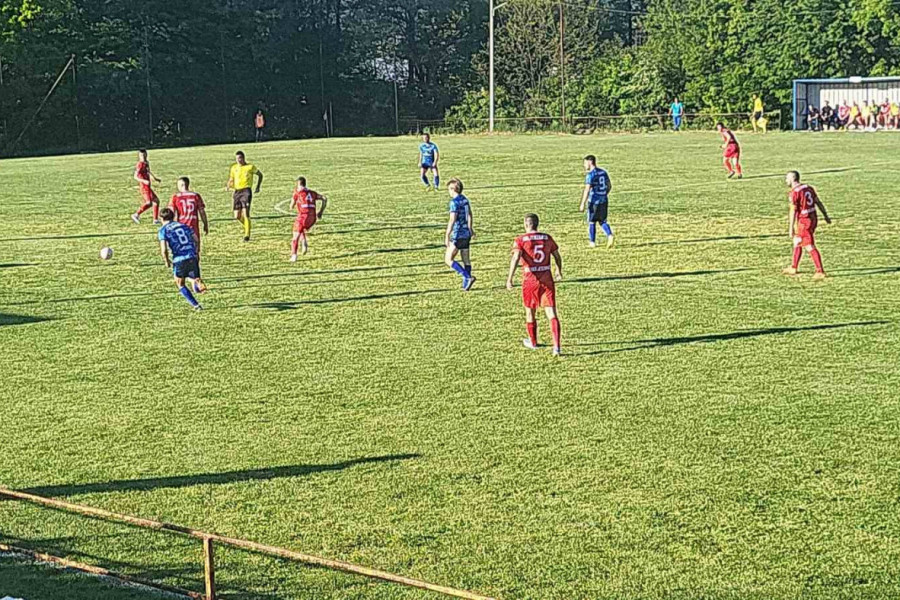JEŽEVICA GAZI KA VIŠEM RANGU: Lider osvojio veliki derbi i pobegao na plus 10!